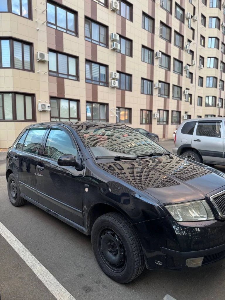 Продам шкода фабиа 2000г без гнили и рыжиков, один хозяин, пробег 150 т км, все работает машина ацен... - фотография