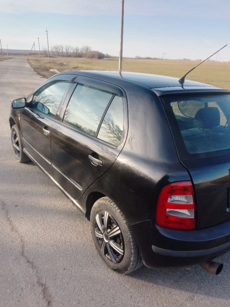 Продам шкода фабиа 2000г без гнили и рыжиков, один хозяин, пробег 150 т км, все работает. тэо пройдено. гатова к постановке на учёт. машина аценкованая, проблем нет. цена 380т. осмотре. г. снежное. тел +79493918856.торг. - фотография - 12