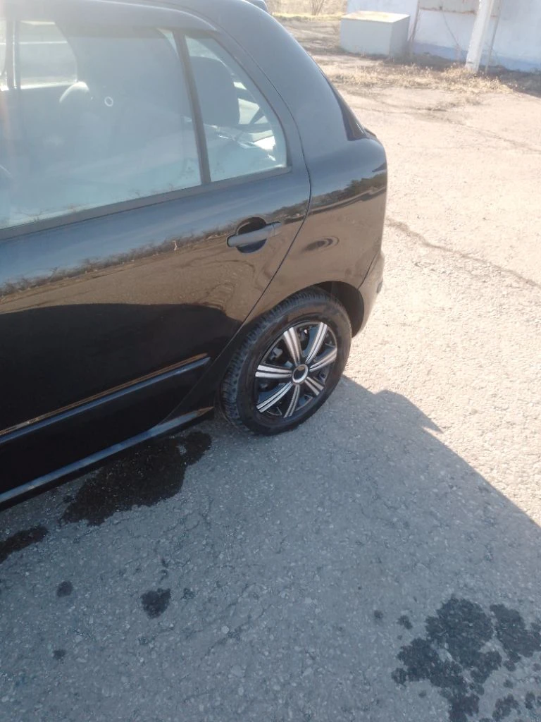 Продам шкода фабиа 2000г без гнили и рыжиков, один хозяин, пробег 150 т км, все работает. тэо пройдено. гатова к постановке на учёт. машина аценкованая, проблем нет. цена 380т. осмотре. г. снежное. тел +79493918856.торг. - фотография - 9