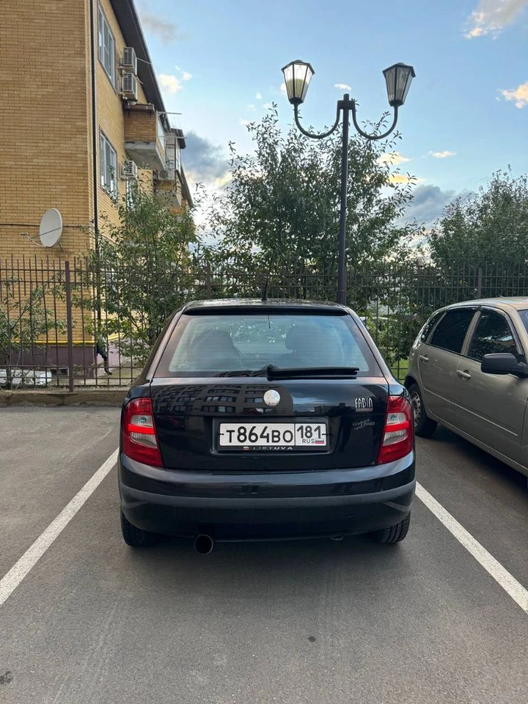 Продам шкода фабиа 2000г без гнили и рыжиков, один хозяин, пробег 150 т км, все работает машина аценкованая, проблем нет. цена 435 т. осмотре. г. снежное. тел +79493918856.торг. - фотография - 9