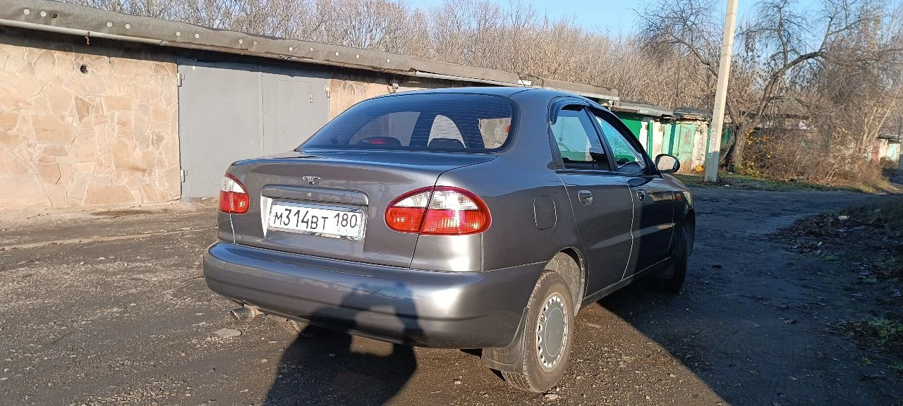 Продам daewoo lanos цена 380 000 тыс. торг в очень хорошем состоянии, полностью обслужена! один владелец за всё время! по документам полное переоформление в мрэо год выпуска 2008 пробег 201 тыс. км мотор 1.5 бензин комплектация: эсп передние, птф, гур сигнализация, цз комплект зимних колёс прилагается осмотр г. макеевка +7 949 607 41 82 цена 380 000 тыс. торг - фотография - 6