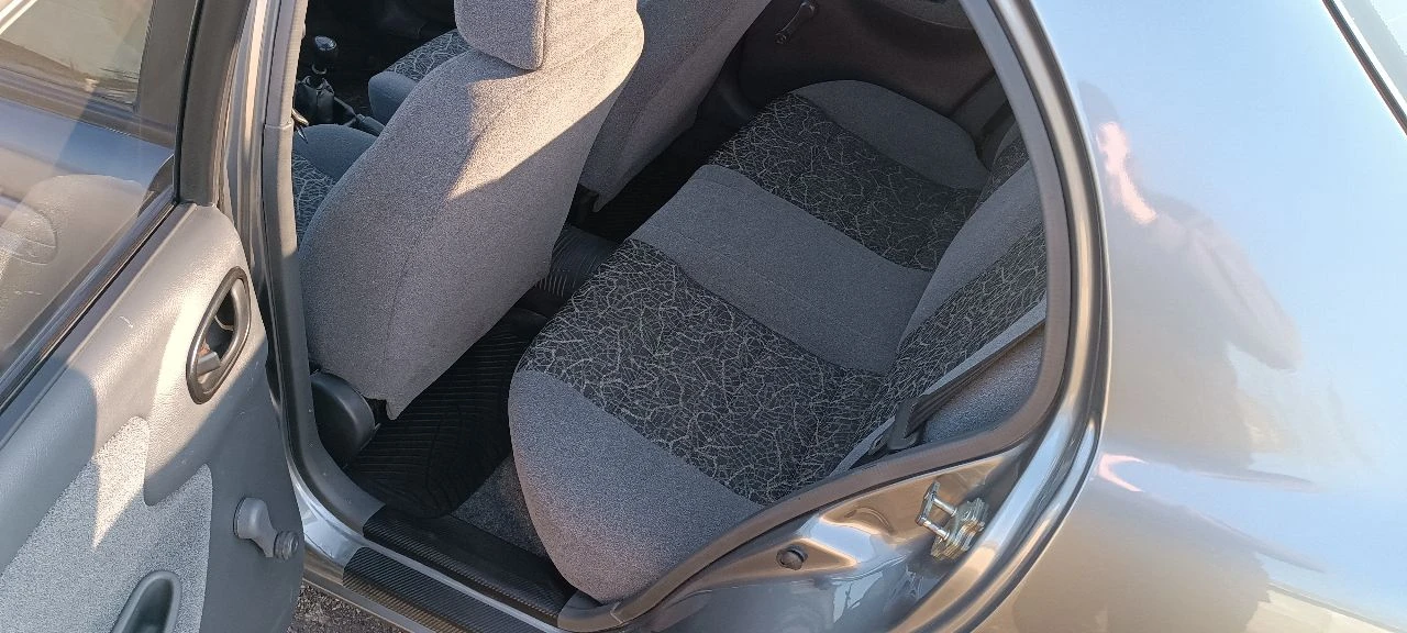 Продам daewoo lanos цена 380 000 тыс. торг в очень хорошем состоянии, полностью обслужена! один владелец за всё время! по документам полное переоформление в мрэо год выпуска 2008 пробег 201 тыс. км мотор 1.5 бензин комплектация: эсп передние, птф, гур сигнализация, цз комплект зимних колёс прилагается осмотр г. макеевка +7 949 607 41 82 цена 380 000 тыс. торг - фотография - 7