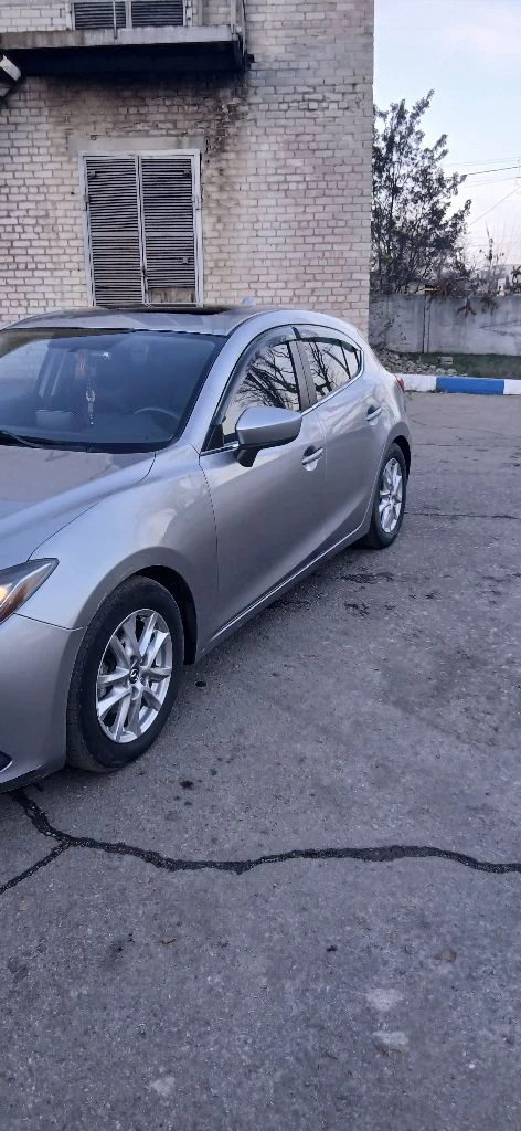 Mazda 3 bm 2014 год объем 2.0, бензин, 150 лс, пробег 264000 км цена 1000000 хороший торг полная комплектация, кожа, люк, датчики слепых зон, подогрев сидений, климат контроль, эл. регулировка сидений, мульти руль, камера заднего вида, мультимедиа, старт стоп, безключевой доступ, музыка bose. состояние автомобиля нормальное звоните все расскажу +7 949 331-74-34 - фотография - 4
