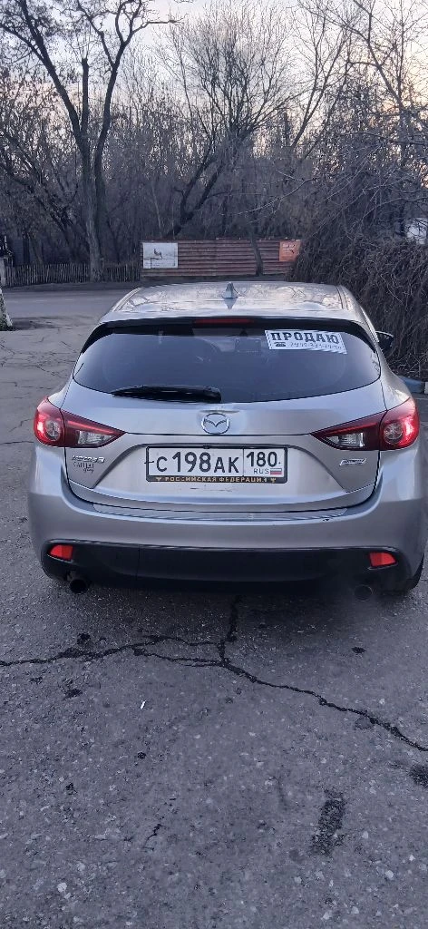 Mazda 3 bm 2014 год объем 2.0, бензин, 150 лс, пробег 264000 км цена 1000000 хороший торг полная комплектация, кожа, люк, датчики слепых зон, подогрев сидений, климат контроль, эл. регулировка сидений, мульти руль, камера заднего вида, мультимедиа, старт стоп, безключевой доступ, музыка bose. состояние автомобиля нормальное звоните все расскажу +7 949 331-74-34 - фотография - 3