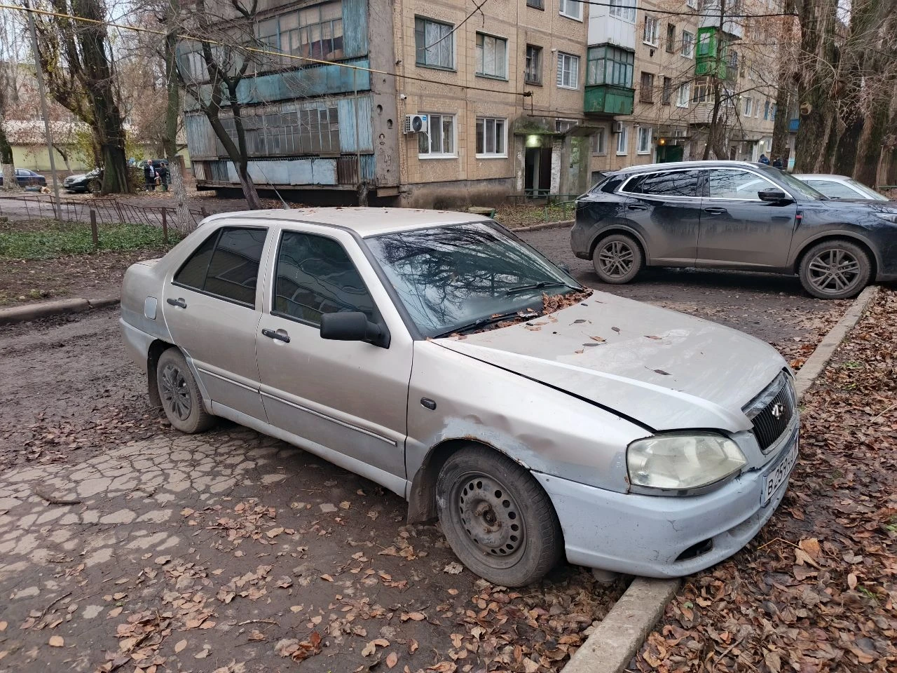 Продам черри амулет 2007 год все свети все моргает, днр учет на времянку встанет, если потребуется дам контакт хозяина, спалено сцепление а так полностью был на боевом ходу, на сцеплении цену скину по днищу не гнилой, если нужно все пофотографирую, хочу за этот аппарат 100.000т. р (торг приветствуется) пишите тг +79493526973 звоните+79496139112 - фотография - 5