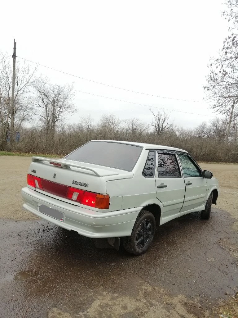 В продаже ваз 2115, 2005г. , объем 1.5л, бодрый мотор. цена 265 тыс. руб. торг уместен техника хорошая. масла, фильтра поменяны, новый генератор, ремень на него, свечи, бронепровода, катушка зажигания, мотор работает отлично, не троит, не дымит, запускается с пол тычка. коробка без нареканий, не выбивает, не хрустит. кузов ровный, без рыжиков. дно, пороги, стаканы, низа дверей целые. лобовое целое. электрика исправна, 2 эл. стеклоподъёмника. гранта зеркала с повторителями. музыка sony играет хорошо. резина зима шипы r14, на литье. автомобиль на полном ходу. салон ухожен. печка греет. клиренс высокий. документы чистые, без штрафов, запретов, ограничений. переоформление без проблем, дкп на руках. местный учёт. осмотр: макеевка, шахтерск +79496306865 - фотография - 6