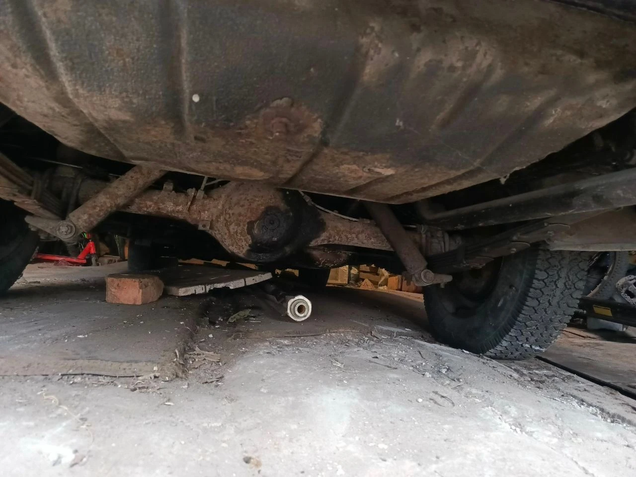 Продам москвич 2140. все вопросы по телефону. +79495338990 - фотография - 3