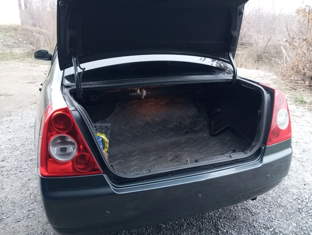 Продам vortex estina ( chery fora, elara) 2010г. 1.6 газ-бензин, пробег 250т. в хорошем состоянии, не бита, стекла в родне, не гнилая не ржавая. двигатель, кпп, в норме, расходники заменены: масло, фильтра, свечи, провода, грм и т. д. на хорошем ходу! abs, airbag, гур, эл/стекла-зеркала, кондиционер, парктроник, 2 din. магнитола, ц/замок, и т. д. резина зима. документы в порядке, местный 180 учет. ц: 265.000р. енакиево. +79493652755. - фотография - 9