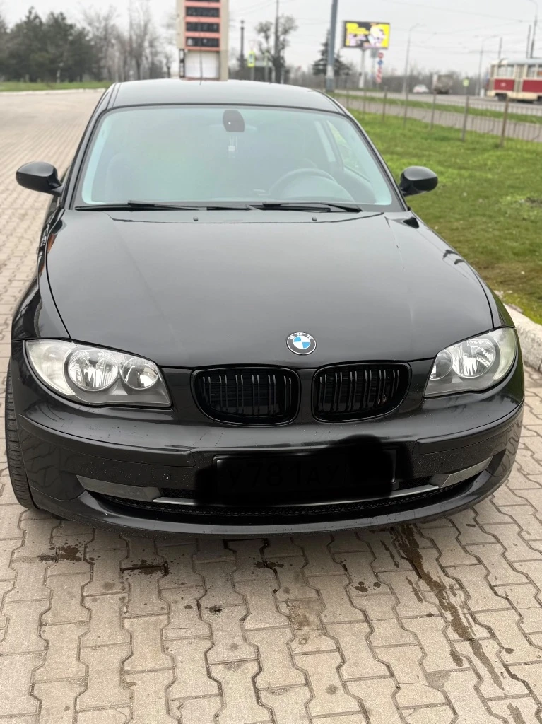 Продается bmw 116i. машина в идеальном состоянии. дополнительных вложений не требует. диски титановые за 200 тыс. рублей. лимитированная серия выпуска bmw 116i. звонить или писать на телеграмм +79491270777 - фотография - 5