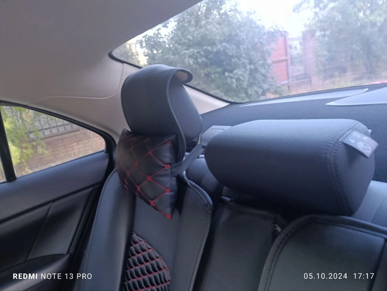 Сузуки кизаши 2.4 вариатор, 2010 в отличном состоянии 168 т. пробег, стоит 2 дин андроид монитор, есть навигация, на 18 дисках, есть комплект зимней резины. цена 1250 т. руб. тел +79493710600. автомобиль в моей собственности находится в донецке. - фотография - 7