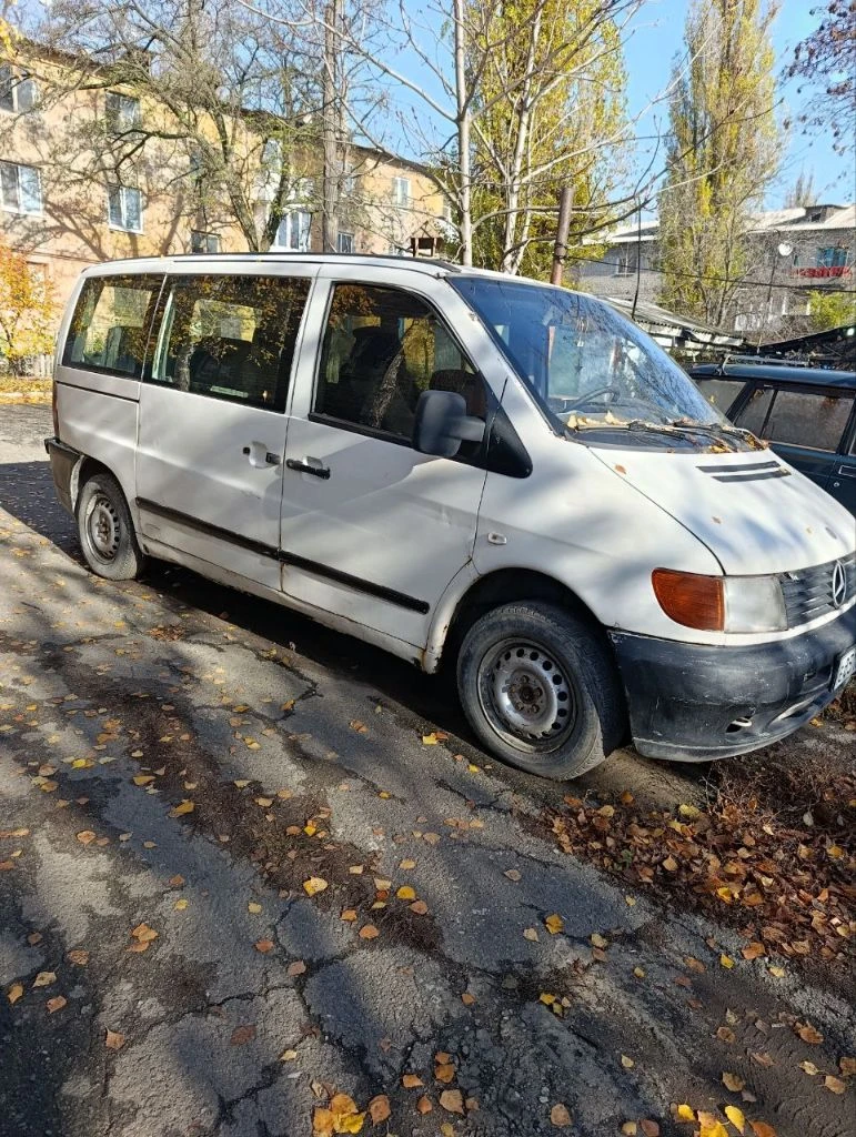 Продам mercedes-benz 108d, 1999 года выпуска. пассажирский 8 мест. сделан капремонт головки, двигатель не до конца собран, запчасти в наличие все. в остольном состояние удовлетворительное. осмотр донецк днр. цена 300 000, торг. все вопросы по телефону +79493466989 мария - фотография - 4