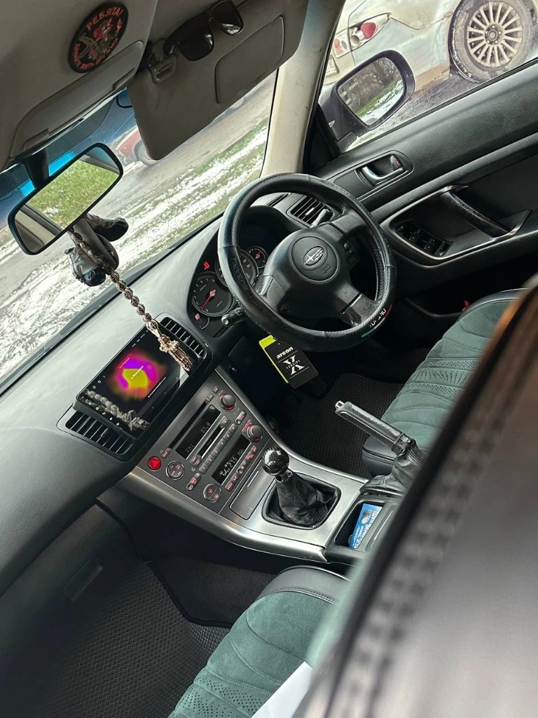 Продам 🚘subaru legacy 📆2004 ⛽️2.0l 🛣270000км 🛞4wd ⚙мкпп 💷1.050.000 руб автомобилем владею с 2021 года, много чего было сделано по внешнему виду, в салоне, делал для себя. в прошлом году ставил новый мотор, все чеки имеются. резкая пуля, дорогу хорошо держит, взгляды собирает, цвет перелевающий с зеленого в черный. правый руль. обмен не предлагать. остальное лс telegram- @orlaid0 🗺мариуполь 📲+7 9537779133 - фотография - 10