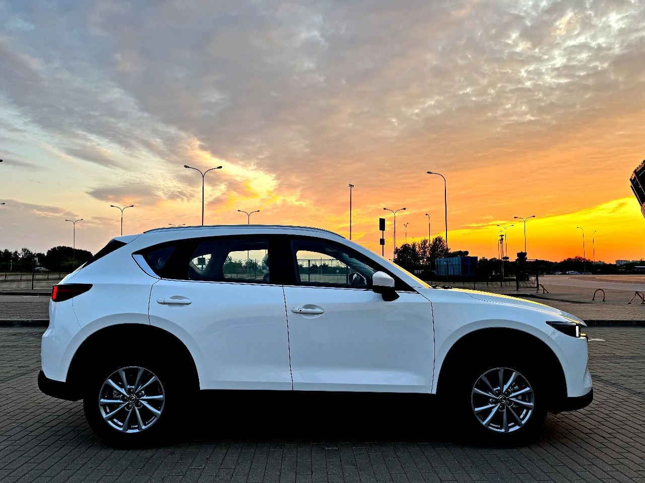 Mazda cx-5 машина без дтп, кузов и техника в идеале. звоните все расскажу подробнее - фотография