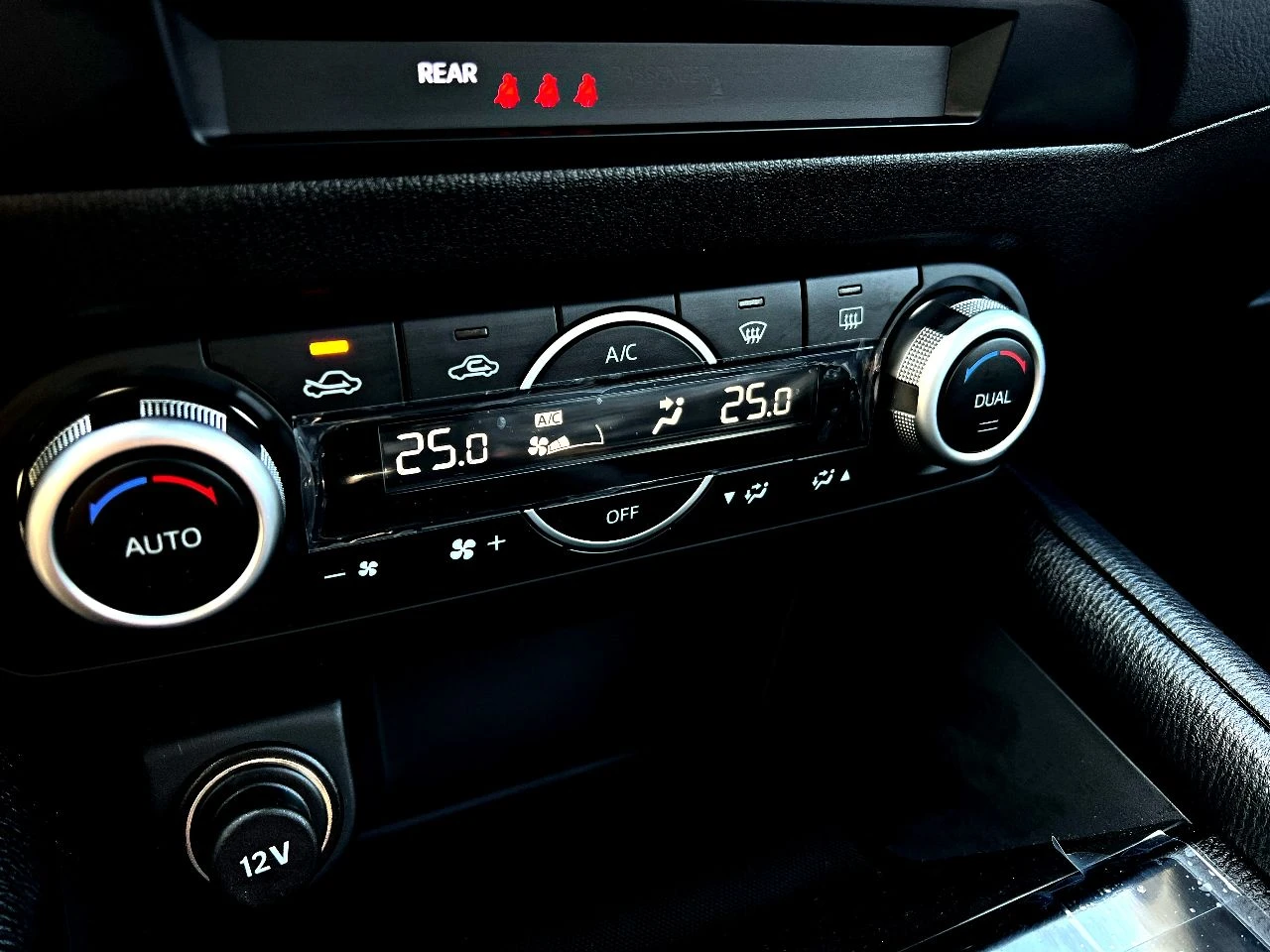 Mazda cx-5 машина без дтп, кузов и техника в идеале. звоните все расскажу подробнее - фотография - 3