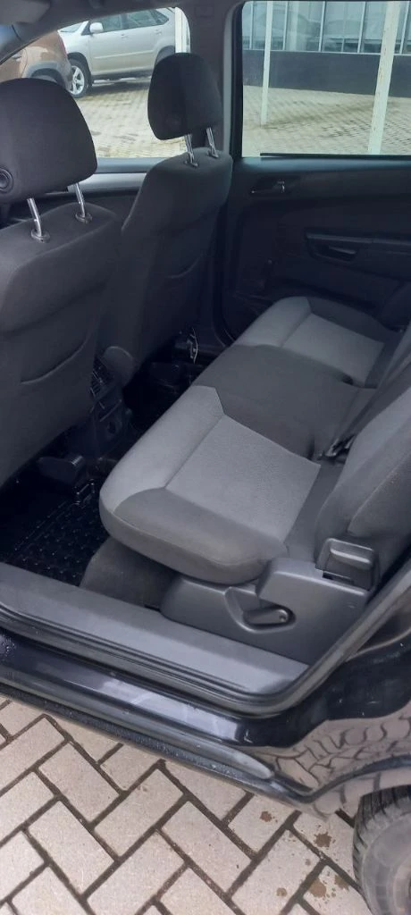 Продам opel zafira b 2007 1.6 (газ метан заводская установка) с пробегом 220000 км. 7 мест. экономный автомобиль в хорошем техническом состоянии, не требующий вложений. цена 650 тыс. руб. +7 949 305 08 38 - фотография - 4