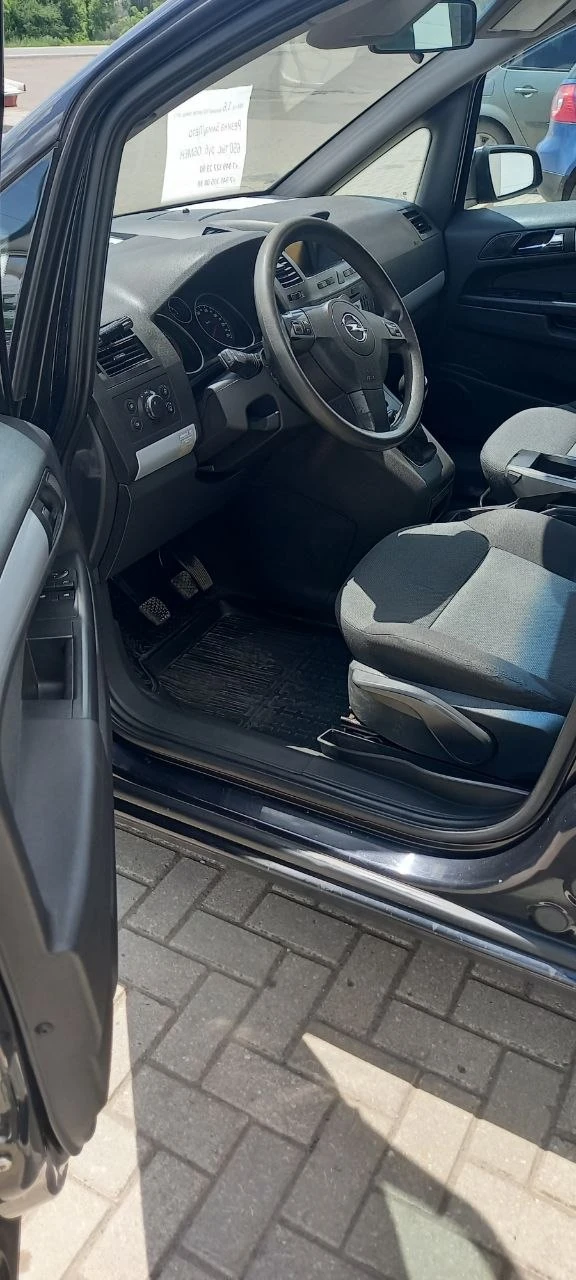 Продам opel zafira b 2007 1.6 (газ метан заводская установка) с пробегом 220000 км. 7 мест. экономный автомобиль в хорошем техническом состоянии, не требующий вложений. цена 650 тыс. руб. +7 949 327 19 90+7 949 305 08 38 г. харцызск - фотография - 8