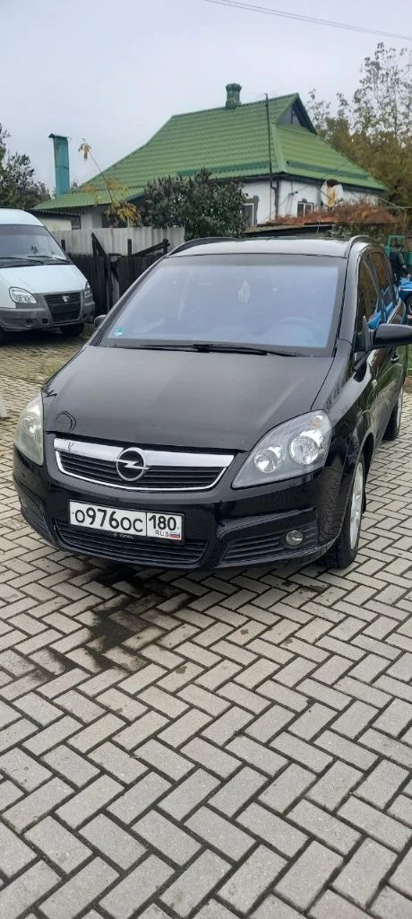 Продам opel zafira b 2007 1.6 (газ метан заводская установка) с пробегом 220000 км. 7 мест. экономны... - фотография