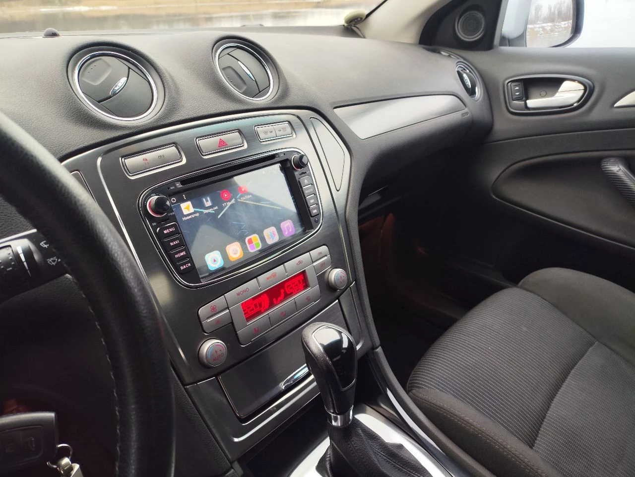 Продам или обмен ford mondeo 4, 2009 года выпуска, 2.3 двигатель duratec 161 л. с., акпп 6 ступенчатая aisin tf-81sc, бельгийская сборка. менее 1000 км назад менял акпп на контракт с пробегом 60к. также были заменены 2 передних рычага, рулевые тяги, задние стойки стабилизатора, заменены подушки двигателя и акпп. двигатель работает ровно, не троит, обороты не плавают, ошибок нет. двухзонный климат, подогрев сидений, подогрев лобового. по кузову есть сколы, авто не новое. кости целые, лкп в целом не плохо сохранилось. срочных вложений не требует. комплект лета в подарок, на сезон хватит. я хозяин, авто на мне, езжу каждый день. осмотр в макеевке, на гвардейка. любые проверки за ваш счёт. цена 790 000. на недостатки скину. +79494814840 телеграм @exymetric - фотография - 6