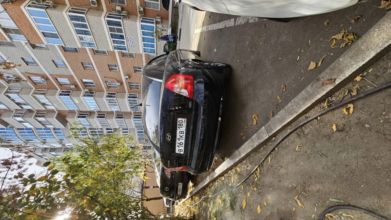 Hyundai accent 1.5 cdi, 2008г, 1.5 дизель, передний привод, механика, пробег 127 000км, цена 580 000р, +79384861240 - фотография - 3