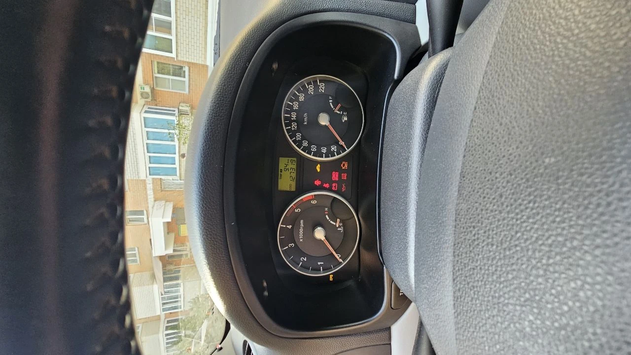 Hyundai accent 1.5 cdi, 2008г, 1.5 дизель, передний привод, механика, пробег 127 000км, цена 580 000р, +79384861240 - фотография - 7