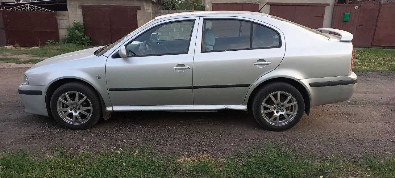 Skoda octavia tour 2008 год - мотор 1.6 (102 л. с ) мт. авто в хорошем состоянии, технически полностью исправна. более подробная информация по телефону : +79494192072, +79933432681 - фотография - 10