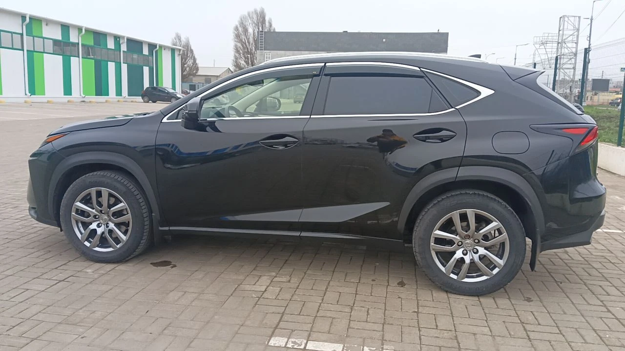 Lexus nx, 2015 год — отличное состояние, родной пробег 99300, новая резина продаю свой lexus nx 2015 года в достойном, полностью сохранённом состоянии. автомобиль обслуживался вовремя, эксплуатировался аккуратно и бережно. машина не требует никаких вложений — сел и поехал. преимущества автомобиля: чёрный кузов — стильный, ухоженный внешний вид кремовый кожаный салон — чистый, аккуратный, визуально очень приятный родной, честный пробег новая резина все агрегаты надёжные и ресурсные — двигатель и вариатор работают плавно и уверенно подвеска в отличном состоянии, ход мягкий и комфортный. автомобиль реально доставляет удовольствие от вождения. кузов без коррозии, салон без потертостей чистая история, технически полностью исправен, готов к любым проверкам отличный вариант для тех, кто хочет ухоженный lexus nx без вложений. цена-2500000р +79493931684 +79099821743 - фотография - 8