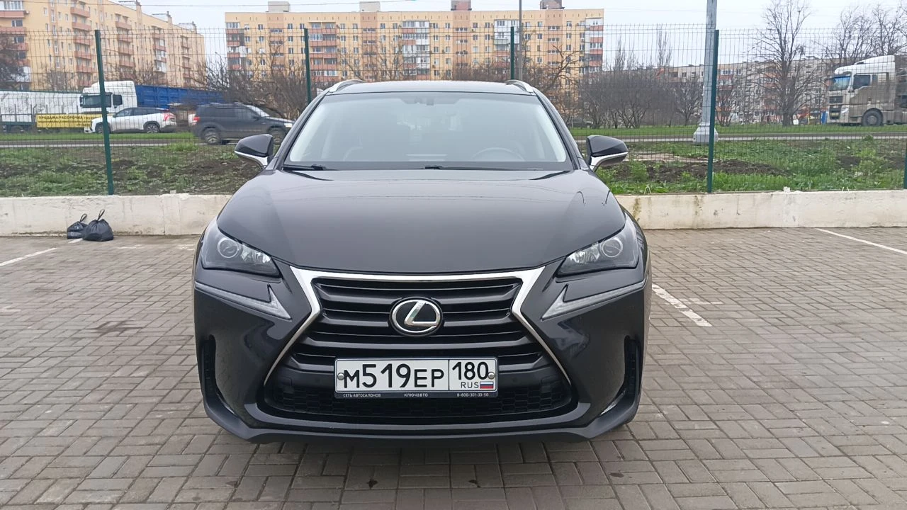 Lexus nx, 2015 год — отличное состояние, родной пробег 99300, новая резина продаю свой lexus nx 2015 года в достойном, полностью сохранённом состоянии. автомобиль обслуживался вовремя, эксплуатировался аккуратно и бережно. машина не требует никаких вложений — сел и поехал. преимущества автомобиля: чёрный кузов — стильный, ухоженный внешний вид кремовый кожаный салон — чистый, аккуратный, визуально очень приятный родной, честный пробег новая резина все агрегаты надёжные и ресурсные — двигатель и вариатор работают плавно и уверенно подвеска в отличном состоянии, ход мягкий и комфортный. автомобиль реально доставляет удовольствие от вождения. кузов без коррозии, салон без потертостей чистая история, технически полностью исправен, готов к любым проверкам отличный вариант для тех, кто хочет ухоженный lexus nx без вложений. цена-2500000р +79493931684 +79099821743 - фотография - 3
