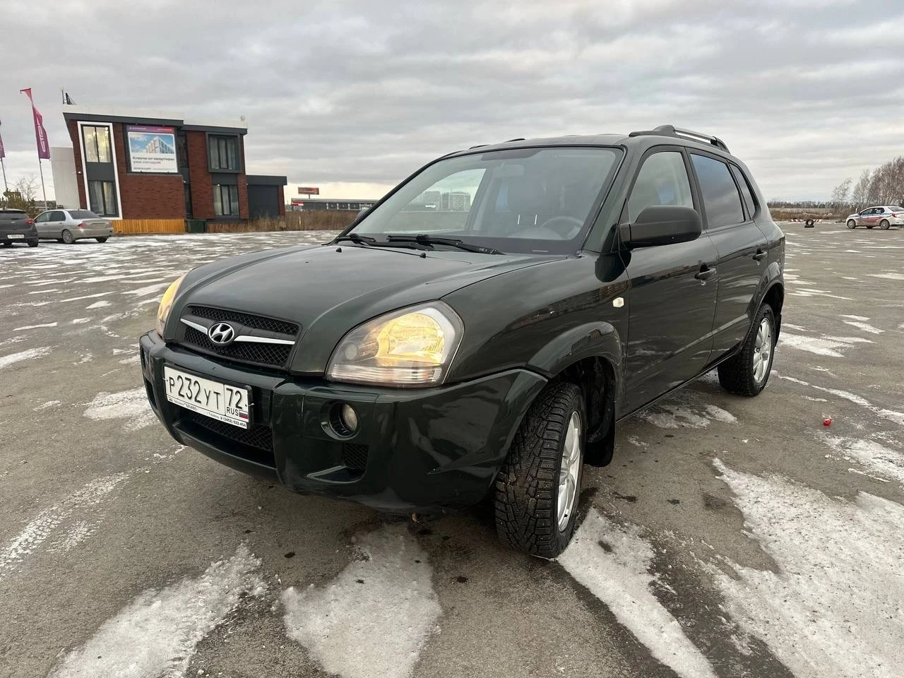 Продам hyundai tucson 2008 года в отличном состоянии. пэп, гур, кондиционер, резина летняя на литье,... - фотография