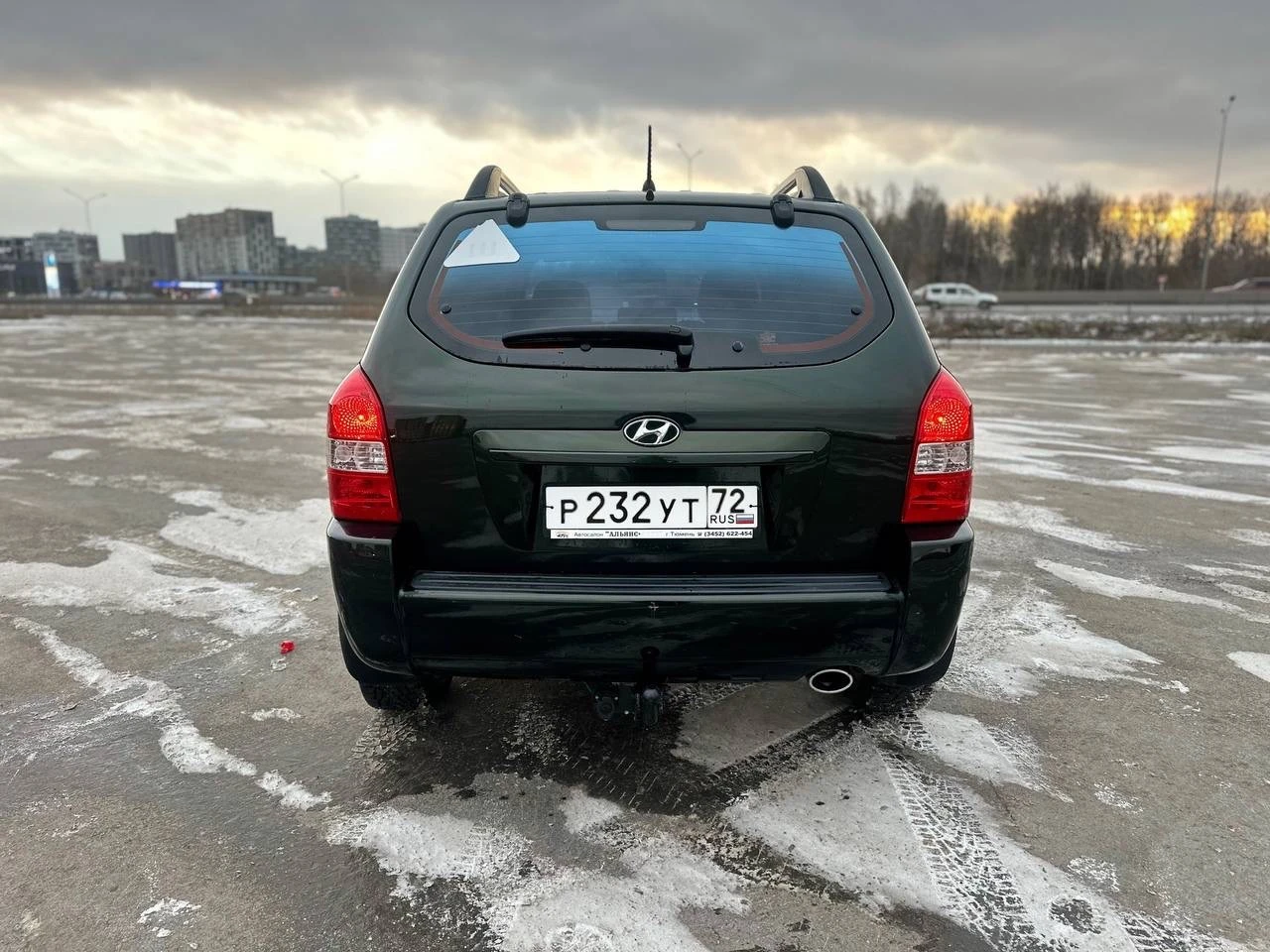 Продам hyundai tucson 2008 года в отличном состоянии. пэп, гур, кондиционер, резина летняя на литье, и зимняя на литье. полностью обслужена, заказ-наряды имеются. вложений не требует. телефон: +79495925815 / +79827796298 - фотография - 6