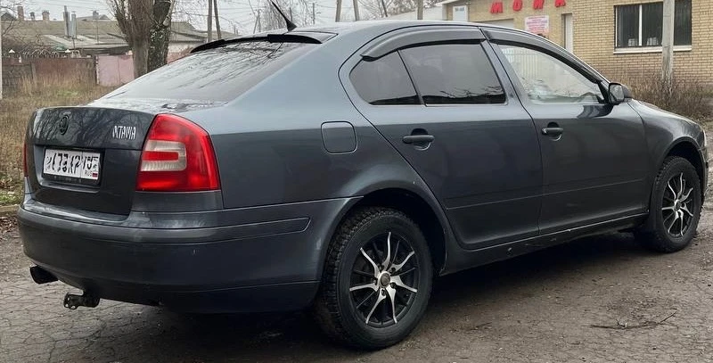 Skoda octavia a5 2008 года, механика. подогрев сидений, подогрев зеркал, кондиционер, музыка планшет, зимняя резина авто в хорошем состоянии на ходу каждый день по документам полный порядок цена 480.000р +79494453530 донецк - фотография - 5