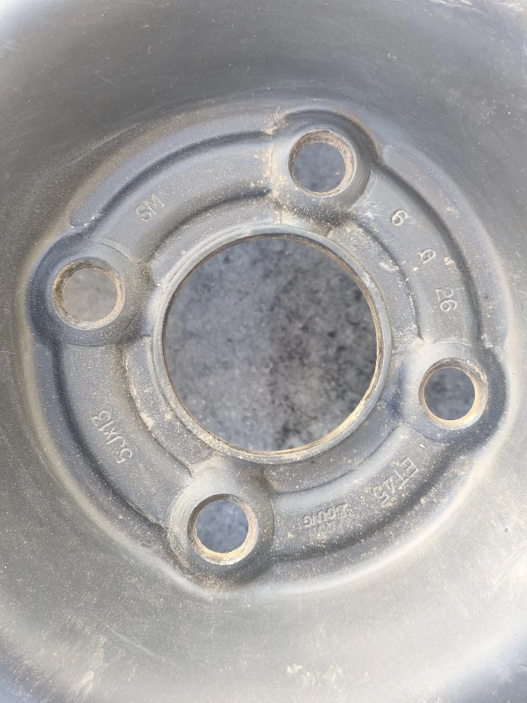 Продам 4 диска r13 на ланос. цена 3тыс за 4 диска. осмотр в горловке. тел +7949 302 6998 - фотография - 2