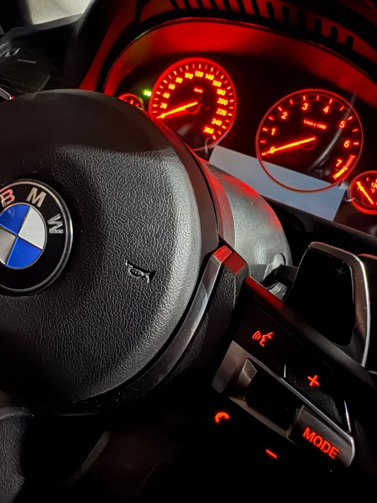 Bmw f10 n20b20 (184л, с) задний привод. акпп 8ст. работает абсолютно всё. владелец, переоформление. обмен рассмотрю исключительно: на bmw е53, е46 компакт с вашей доплатой или на дом, квартиру (донецк). 1.600000₽ +79493150876 - фотография - 4