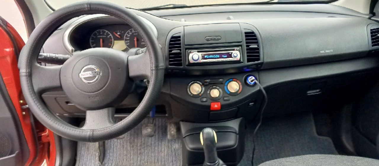 Ниссан микра 2005г. 137000 пробег, 1.2 на 88 л. с., мкпп по технике всё в отличном состоянии вся в родной краске кроме капота по документам всё отлично без ограничений и запретов 550000р. - фотография - 7