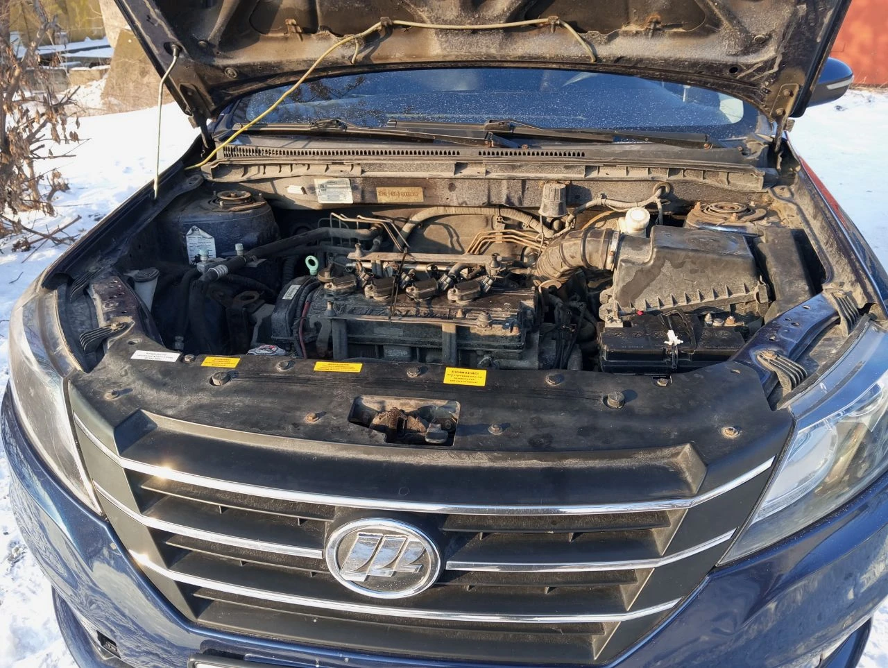 Продам lifan solano 2, 2017г. 1.5 бензин, пробег: 204т. в хорошем состоянии, дно, пороги все целое. двигатель шепчет отлично, кпп подвеска все ок! вобщем сел и поехал! кож. салон, гур, airbag, эл/стекла-зеркала, подогрев сидений, кондиционер, штат. магнитола и т. д. документы в порядке: стс, птс, дкп. ц: 390.000р. енакиево. +79493652755. - фотография - 8