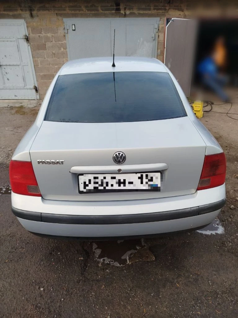 Volkswagen passat b5 1.6 8 клапонный (ahl) кузов без дтп, автомобиль местный, не гнилой. двигатель самый простой, без турбины, работает ровно, не дымит (масло не жрёт). комплектация: 4 эсп, климат контроль, abs. авто территориально в г. горловка. тел. : +79493139993 - фотография - 5
