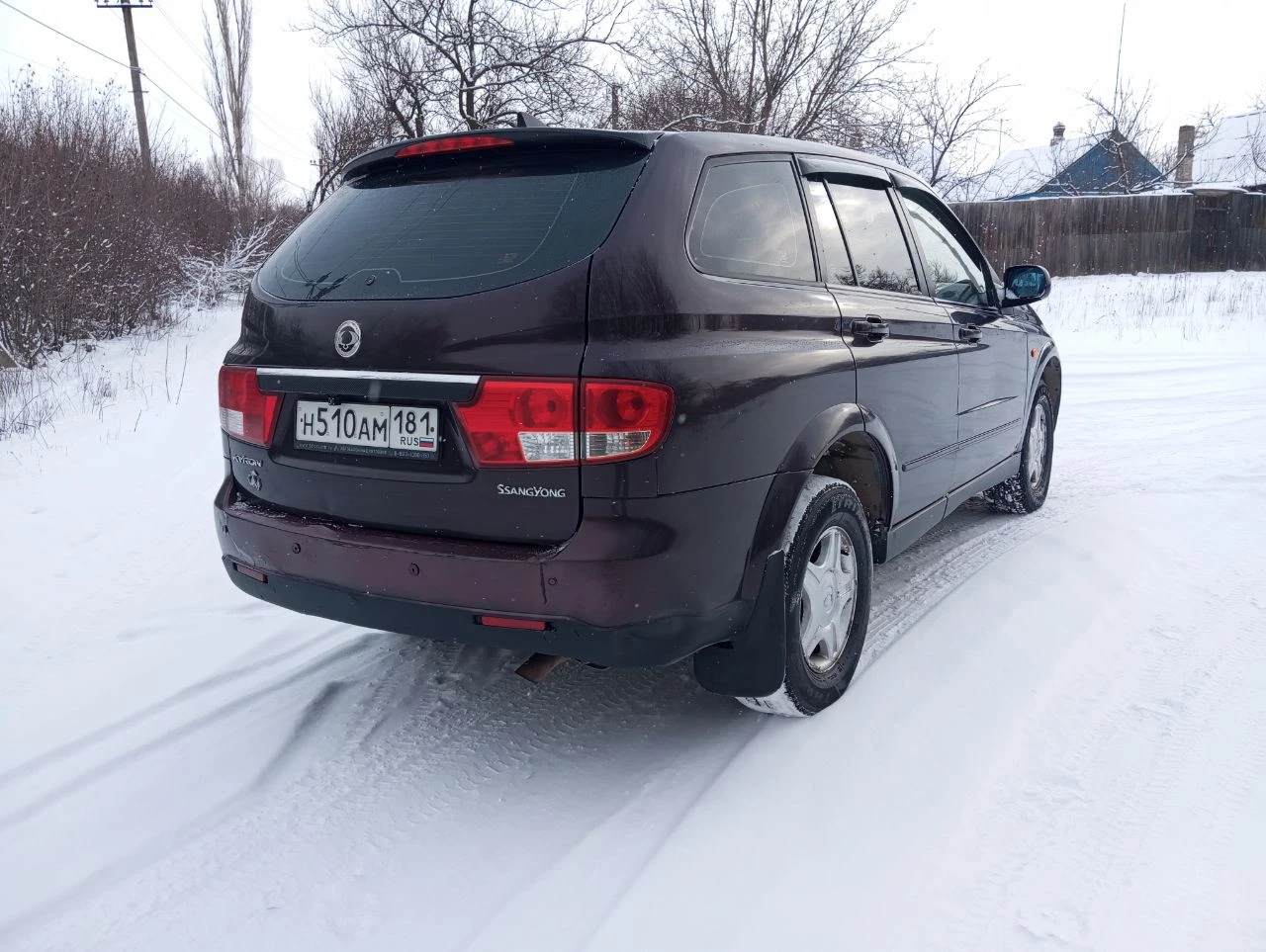 Продам корейский рамник ssang yong kyron 2008г. 2.3 бензин, механика, пробег: 270т. в хорошем состоянии, в родном окрасе, стекла оригинал. не гнилой не ржавый, рама целая. двигатель, кпп, подвеска все в норме, сел и поехал. гур, airbag, эл/стекла-зеркала, подогрев сидений, кондиционер, отличная музыка и т. д. документы в порядке. цена низ рынка 550.000р. енакиево. +79493652755. - фотография - 4