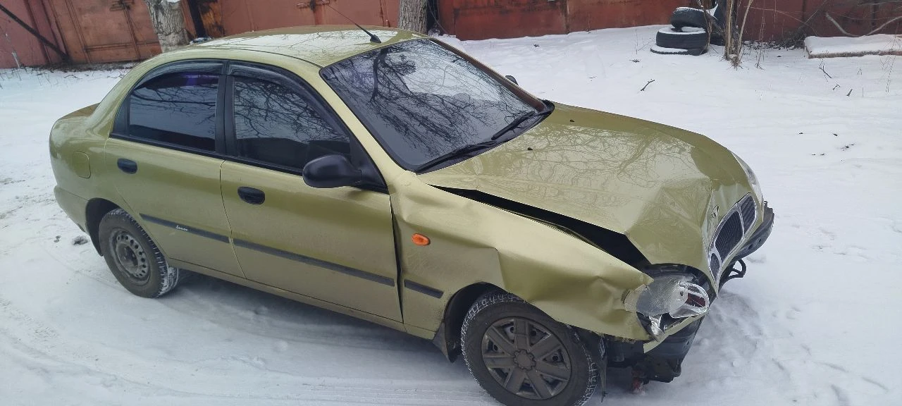 Продам авто после дтп део сенс 2006 год на газу (газ вписан) пробег 140000 кузов не красился и не варился, я хозяин все документы на руках (120тыс) торг тел. +79497055965 - фотография - 4