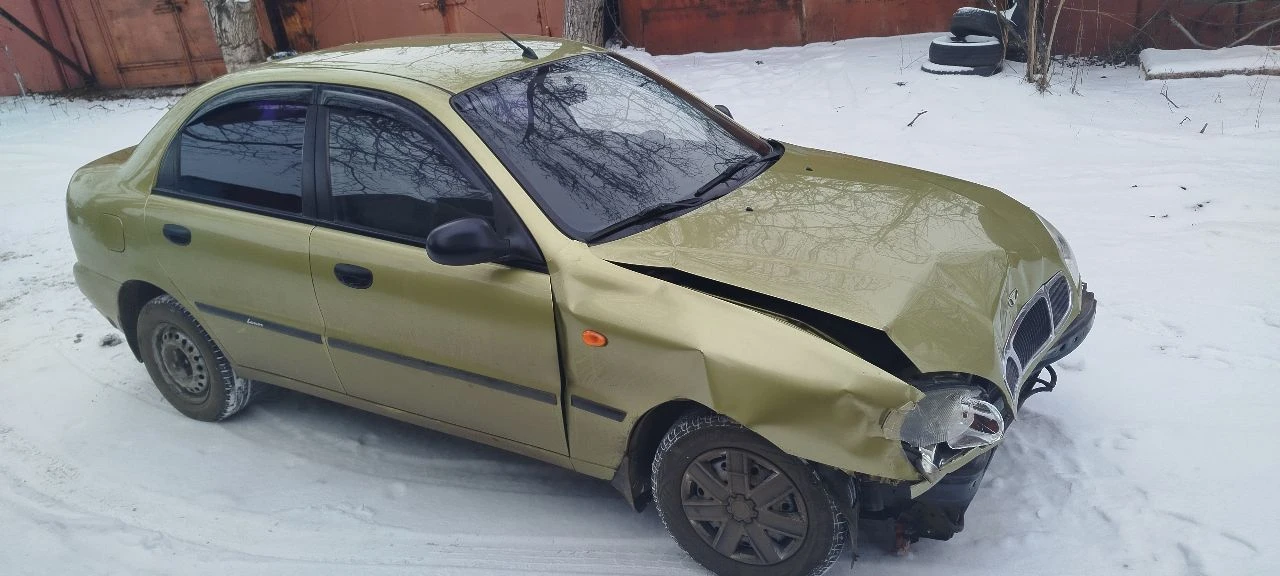 Продам авто после дтп део сенс 2006 год на газу (газ вписан) пробег 140000 кузов не красился и не варился, я хозяин все документы на руках (120тыс) торг тел. +79497055965 - фотография - 3