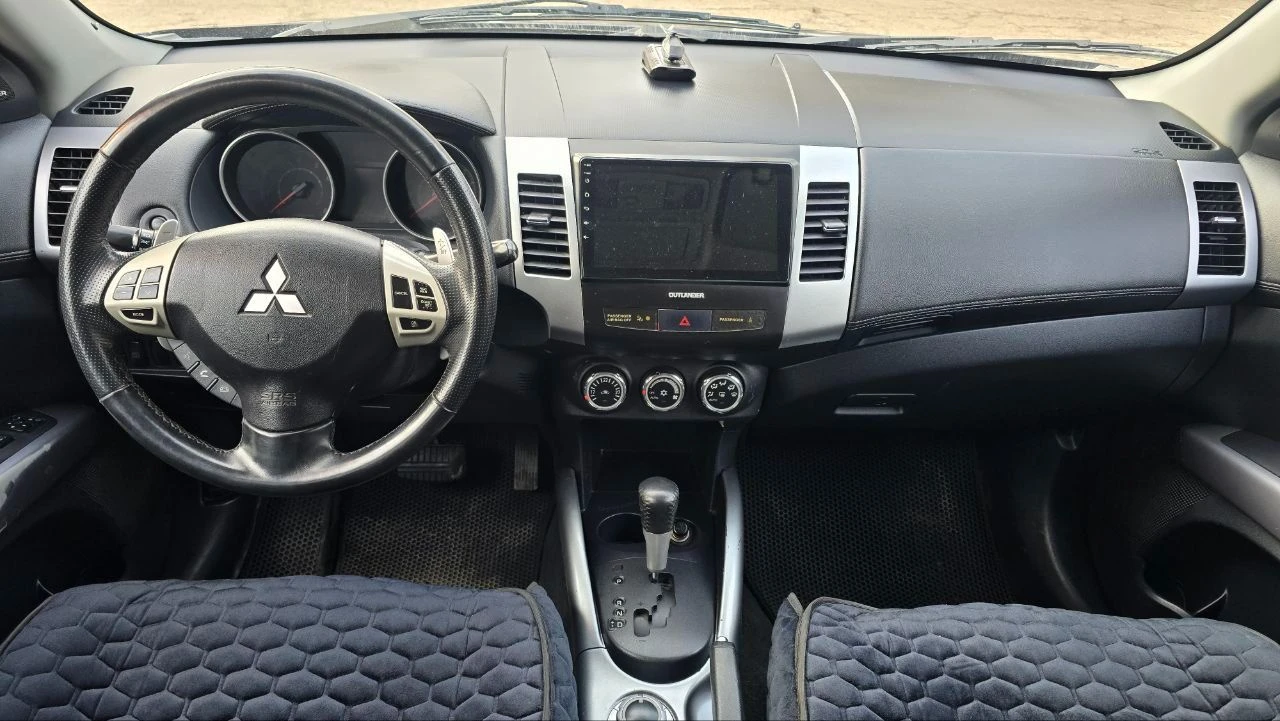 🚗 mitsubishi outlander xl в продаже надежный кроссовер для города и бездорожья! 🚗 🔥 2010 год выпуска 🔧 двигатель 2.4 бензин — проверенный и выносливый 🛞 полный привод — уверенность на любом покрытии 📊 пробег: 197 000 км ✅ техническое состояние отличное двигатель, коробка, ходовая и кузов — без нареканий все опции работают исправно установлена современная 2din магнитола teyes pro 🔧 автомобиль полностью обслужен 🚫 вложений не требует — сел и поехал 📑 документы в полном порядке 📹 видео авто — по запросу! 💰 цена: 1 160 000 ₽ ⚡️ 🔄 рассмотрю варианты обмена 📍 осмотр: красный луч / петровское 📞 дополнительная информация по телефону: ☎️ +7 959 238 87 13 (telegram) ☎️ +7 959 266 92 40 (telegram) - фотография - 9