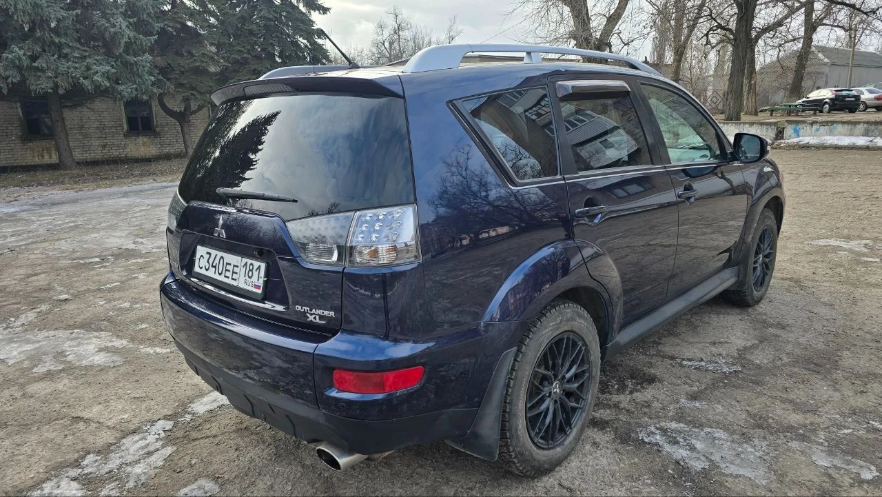 🚗 mitsubishi outlander xl в продаже надежный кроссовер для города и бездорожья! 🚗 🔥 2010 год выпуска 🔧 двигатель 2.4 бензин — проверенный и выносливый 🛞 полный привод — уверенность на любом покрытии 📊 пробег: 197 000 км ✅ техническое состояние отличное двигатель, коробка, ходовая и кузов — без нареканий все опции работают исправно установлена современная 2din магнитола teyes pro 🔧 автомобиль полностью обслужен 🚫 вложений не требует — сел и поехал 📑 документы в полном порядке 📹 видео авто — по запросу! 💰 цена: 1 160 000 ₽ ⚡️ 🔄 рассмотрю варианты обмена 📍 осмотр: красный луч / петровское 📞 дополнительная информация по телефону: ☎️ +7 959 238 87 13 (telegram) ☎️ +7 959 266 92 40 (telegram) - фотография - 4