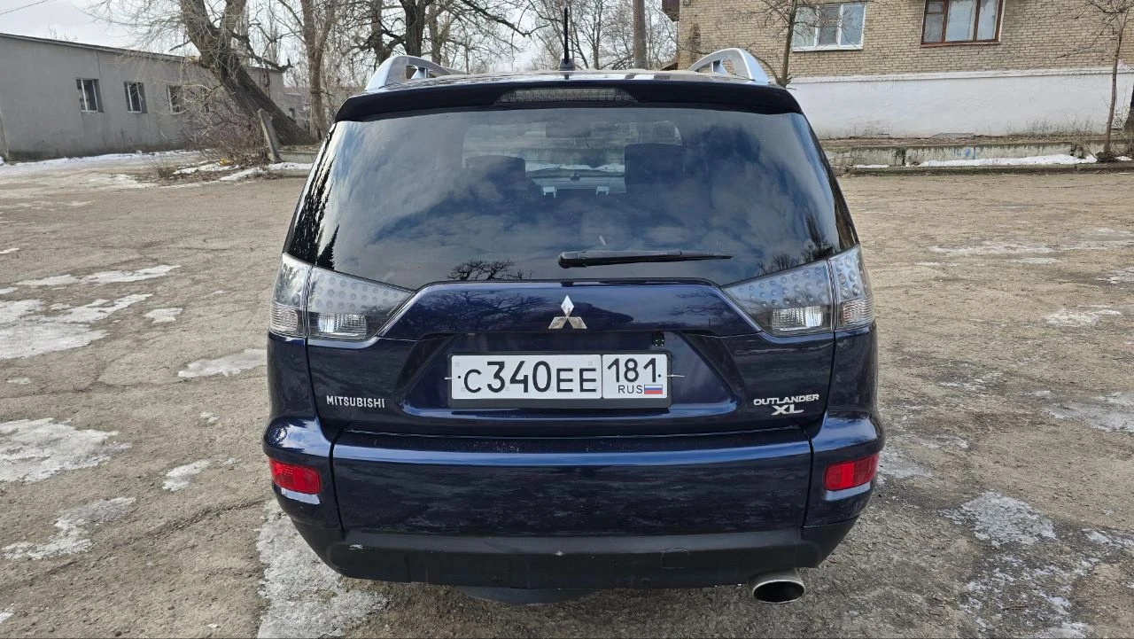🚗 mitsubishi outlander xl в продаже надежный кроссовер для города и бездорожья! 🚗 🔥 2010 год выпуска 🔧 двигатель 2.4 бензин — проверенный и выносливый 🛞 полный привод — уверенность на любом покрытии 📊 пробег: 197 000 км ✅ техническое состояние отличное двигатель, коробка, ходовая и кузов — без нареканий все опции работают исправно установлена современная 2din магнитола teyes pro 🔧 автомобиль полностью обслужен 🚫 вложений не требует — сел и поехал 📑 документы в полном порядке 📹 видео авто — по запросу! 💰 цена: 1 160 000 ₽ ⚡️ 🔄 рассмотрю варианты обмена 📍 осмотр: красный луч / петровское 📞 дополнительная информация по телефону: ☎️ +7 959 238 87 13 (telegram) ☎️ +7 959 266 92 40 (telegram) - фотография - 5