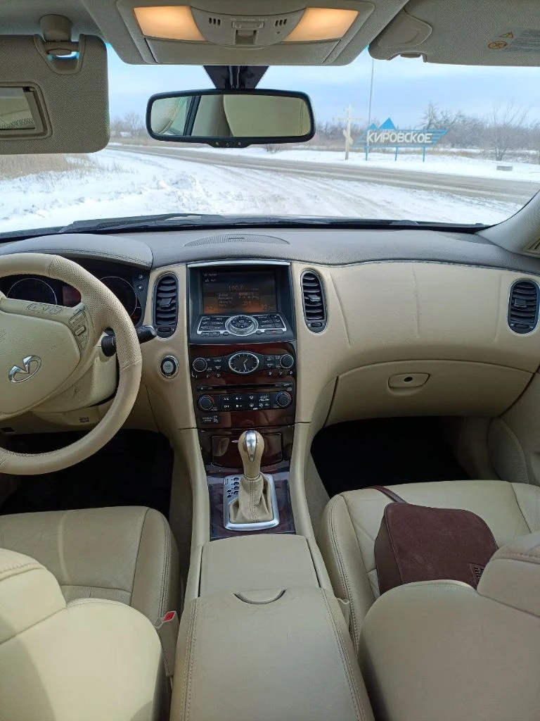 Infiniti ex35 elite 2008 год, 302 л. с, на акпп, мотор и коробка идеал. автомобиль без вложений сел и поехал. мотор шепчит, коробка листает. камеры 360 градусов!г. енакиево цена 1250000 торг строго у капота. +79494132909 - фотография - 8