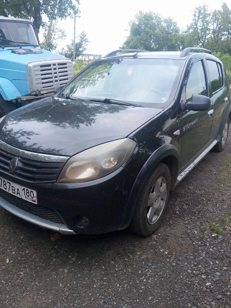 Продам авто в нормальном состоянии, реальному покупателю торг у капота телефон+79493398779;+79490637572 - фотография - 2