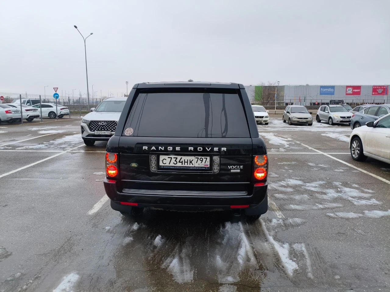 Продается авто марки land rover модель range rover 2009г. выпуска - авто с абсолютно зелёной автотекой, имеющий по птс 3 владельца. автомобили с такой историей, дожившие до наших дней, большая редкость. машина находится в донецке по адресу: ул. артема, 120а. звонить по номеру: +79498446064, дмитрий. - фотография - 2