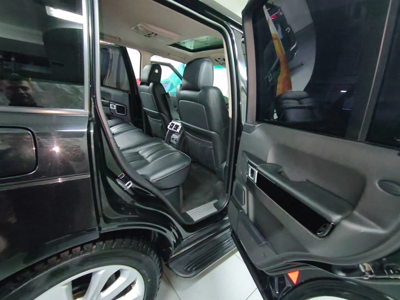 Продается авто марки land rover модель range rover 2009г. выпуска - авто с абсолютно зелёной автотекой, имеющий по птс 3 владельца. автомобили с такой историей, дожившие до наших дней, большая редкость. машина находится в донецке по адресу: ул. артема, 120а. звонить по номеру: +79498446064, дмитрий. - фотография - 14