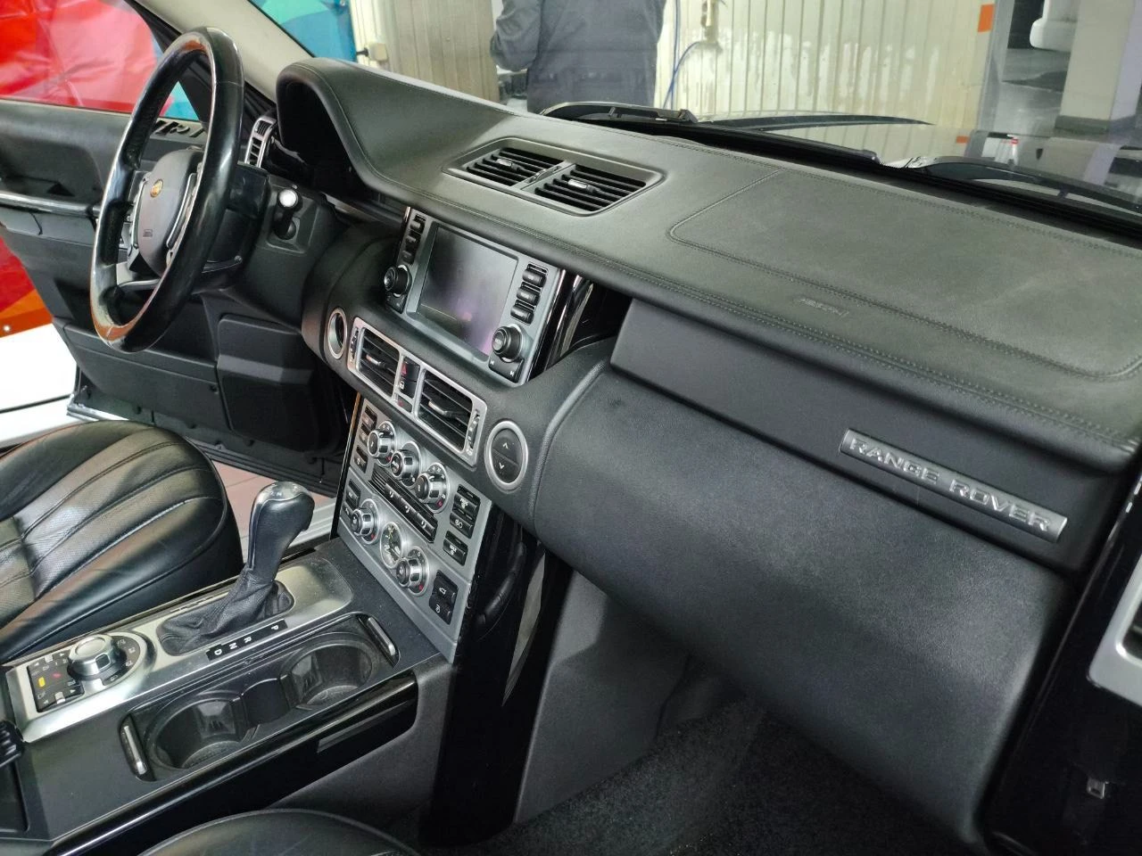 Продается авто марки land rover модель range rover 2009г. выпуска - авто с абсолютно зелёной автотекой, имеющий по птс 3 владельца. автомобили с такой историей, дожившие до наших дней, большая редкость. машина находится в донецке по адресу: ул. артема, 120а. звонить по номеру: +79498446064, дмитрий. - фотография - 9