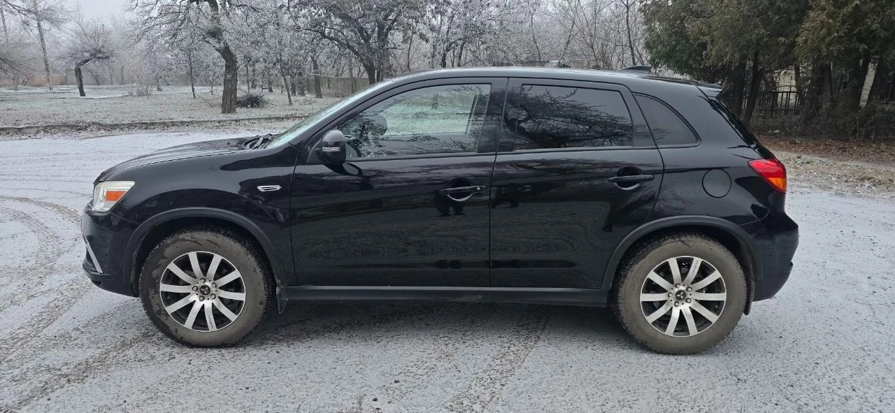 🚘 mitsubishi outlander sport, 2019 2.0 бензин | awd | пробег 48 000 км авто в отличном состоянии, полностью обслужен по регламенту. без вложений — сел и поехал. ✅ новая резина ✅ чистый салон, без запахов ✅ я собственник, авто юридически чистое 📹 видео отправлю по запросу 📍 осмотр: петровское / красный луч 💰 1 850 000 ₽ ❗ возможна продажа в кредит. ❗ возможен обмен на ваше авто. 📞 +7 959 200-51-78 (telegram) - фотография - 8