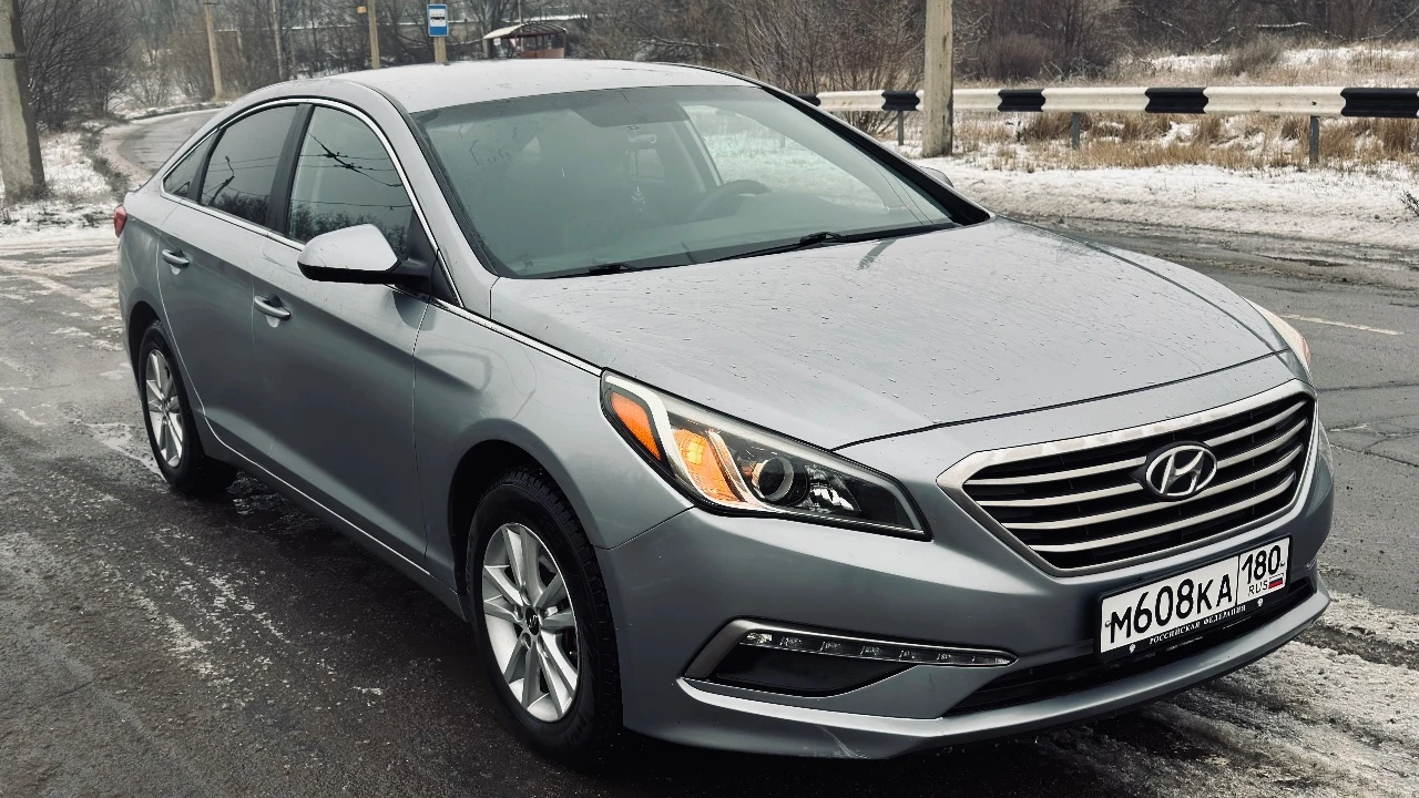 Продажа от собственника! продается пока в продаже интересующий меня автомобиль 🚀 hyundai sonata 2014 года выпуска. ✔ один хозяин по птс, все то по регламенту. чеки о проведенных работах на руках. ✔ двигатель и коробка передач работают безупречно, как часы. никаких проблем. ✔ лкп в хорошем состоянии, без скрытых повреждений и ржавчины. салон чистый, ухоженный, без потертостей и запахов. ✔ комплектация: кондиционер, обогрев боковых зеркал, мультимедиа с apple carplay/android auto, камера заднего вида, датчики давления шин. vin: 5npe24af7fh080404 · год выпуска: сентябрь 2014 года · пробег: 121 тыс миль · двигатель: 2.4 л (188 л. с.), бензин · кпп: автомат · привод: передний · цвет: серый хамелеон · цена: 1 550 000 руб. жду вашего звонка! серьезным покупателям — осмотр на любом сто по вашему желанию. номер для связи +79493254376 ( телеграм, феникс) территориально г. донецк, днр - фотография - 5