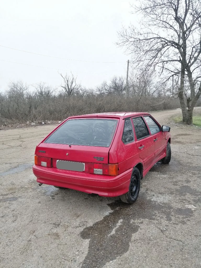 Продам ваз 2114, 2005 г. , 1.5 л. бодрая цена 205 тыс. руб. торг в хорошем состоянии. документы чистые, без штрафов, запретов, ограничений. дкп, стс, птс на руках. по технике отлично все. мотор работает тихо, коробка без нареканий, не выбивает, не хрустит. кузов ровный, без рыжиков. электрика исправна. 2 эл. стеклоподъёмника. печка греет. дно, пороги, стаканы, целые. музыка играет. гранта зеркала с повторителями. салон ухожен. резина зима r14. автомобиль на полном ходу. макеевка, шахтерск +79496306865 - фотография - 2