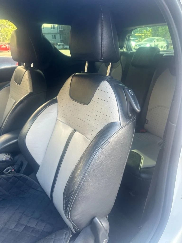 Ситроен ds3 хетчбек 2011г. , 1.6 дизель, механика 5мт, 116л. с. авто в хорошем состоянии, расходники все поменяны. климат, обогрев передних сидений, датчик дождя и света, парктроники, хорошая музыка, кожаный салон. очень экономичный и быстрый автомобиль. +7 949 385 14 76 - фотография - 6